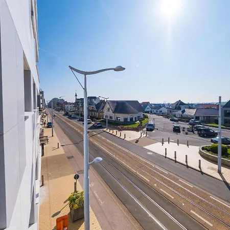דירה With Hinterland Views *